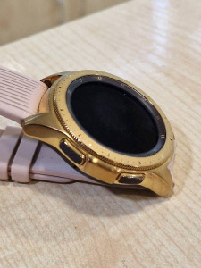 Смарт часы Samsung SM-R810 Galaxy Watch 42mm