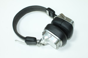 Bluetooth гарнітура Proove 70 Classic II