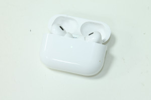 Bluetooth гарнитура Apple AirPods Pro 2nd generation A2700 (A2698, A2699) (Копия)