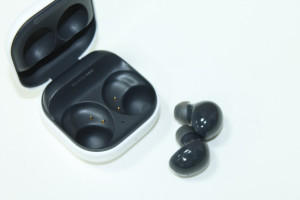 Bluetooth гарнитура Samsung Galaxy Buds 2 (SM-R177)