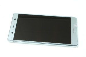 Мобільний телефон Sony SOV38 64ГБ
