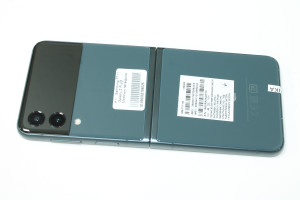Мобильный телефон Samsung F711 Galaxy Z Flip3 5G 8/128GB