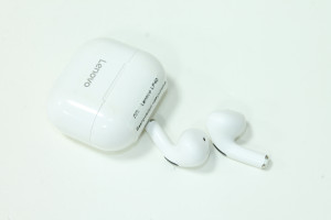 Bluetooth гарнитура Lenovo LP40