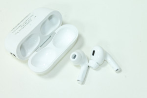 Bluetooth гарнітура Apple AirPods Pro 2nd generation A2968 (A3047, A3048)