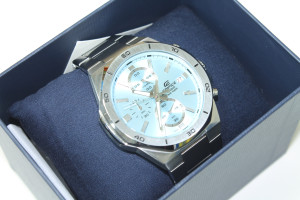 Кварцевий годинник Casio EFV-640 DW