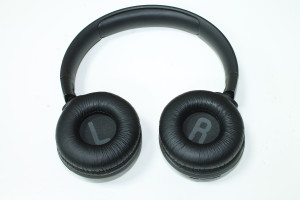 Bluetooth гарнитура JBL Tune500BT