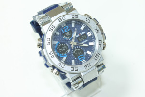Часы электронные Wecool W-822