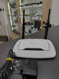 Wi-Fi роутер TP-link TL-WR841N