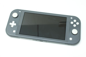 Ігрова консоль Nintendo Switch HDH-001
