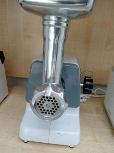 М'ясорубка Crownberg CB 4212