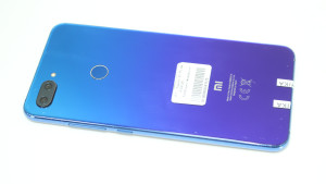 Мобильный телефон Xiaomi Mi 8 Lite 4/64GB
