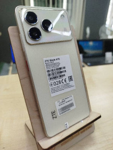 Мобільний телефон ZTE Blade A76 4/128GB