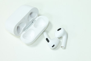 Bluetooth гарнитура AirPods (Копия)