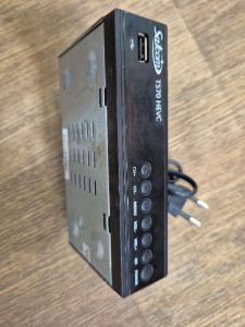 ТВ тюнер Satcom T507 HEVC