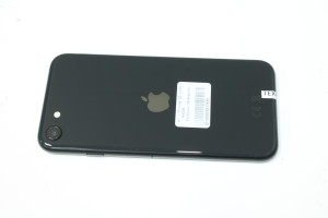 Мобильный телефон iPhone SE 2020 64GB