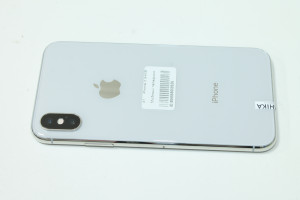 Мобільний телефон iPhone X 64GB