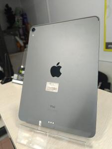 Планшет Apple iPad Pro 11" 64GB Wi-Fi A1980