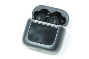 Bluetooth гарнитура JBL Tour Pro 2 (Копия)
