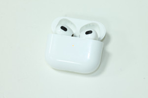 Bluetooth гарнітура AirPods A2566 (Копія)