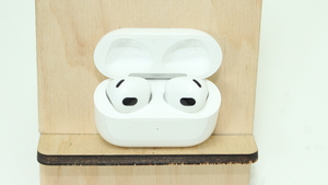 Bluetooth гарнитура AirPods 3 A2565 A2564 A2566