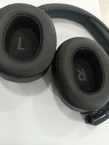 Bluetooth гарнітура JBL TUNE710BT