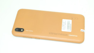 Мобільний телефон Huawei Y5 2019 2/16GB AMN-LX9