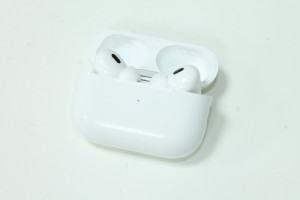 Bluetooth гарнитура Apple AirPods Pro 2nd generation A2968 (A3047, A3048)