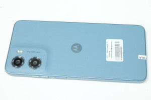 Мобільний телефон Motorola E15 2/64GB