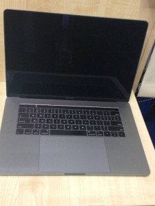 Ноутбук Mac Book Pro A1990