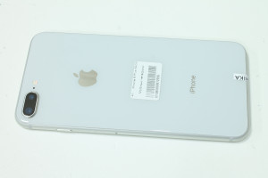 Мобільний телефон iPhone 8 Plus 64Gb