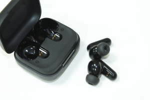 Bluetooth гарнитура Anker Soundcore P30i A3959