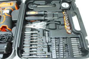 Шуруповерт акумуляторний Tekhmann TCD-12/2 BS KIT