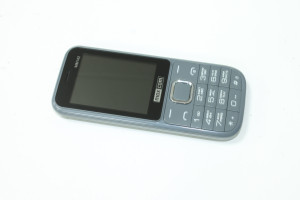 Мобільний телефон MAXCOM MM142