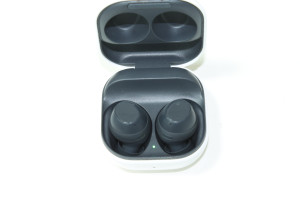 Bluetooth гарнитура Samsung Galaxy Buds FE (SM-R400N)