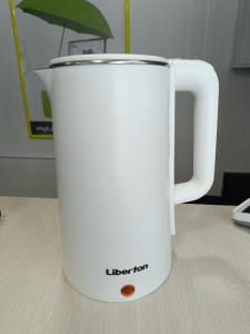 Чайник LIBERTON LEK-6824