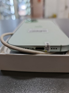 Мобільний телефон iPhone 15 128GB