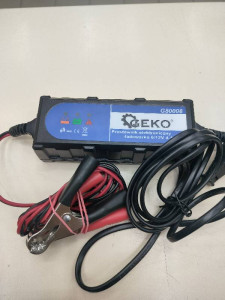 Зарядний пристрій Geko G80008