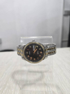 Часы кварцевые Timex T26481