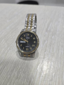 Часы кварцевые Timex T26481