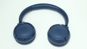 Bluetooth гарнитура JBL Tune 520BT
