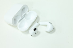 Bluetooth гарнітура Apple AirPods 4 (A3053, A3050, A3058)