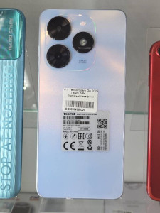 Мобільний телефон Tecno Spark Go 2024 (BG6) 3/64GB
