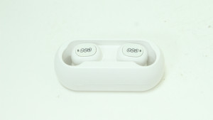 Bluetooth гарнитура QCY In2012