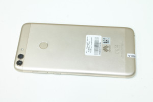 Мобільний телефон Huawei P Smart 3/32Gb (FIG-LX1)