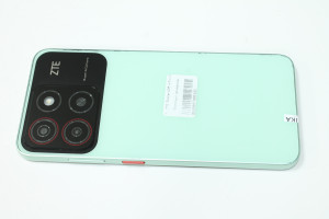 Мобильный телефон ZTE Blade A35 4/64GB