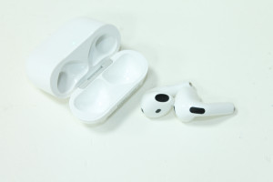 Bluetooth гарнитура AirPods 4 A3058 A3053 A3050