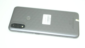 Мобільний телефон Motorola E20 2/32GB