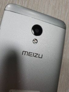 Мобільний телефон Meizu M5s 3 / 32Gb