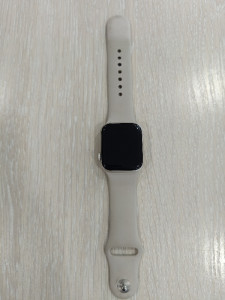 Смарт годинник Apple Watch SE2 40mm