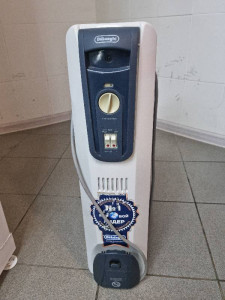 Масляний радіатор DeLonghi GS770715